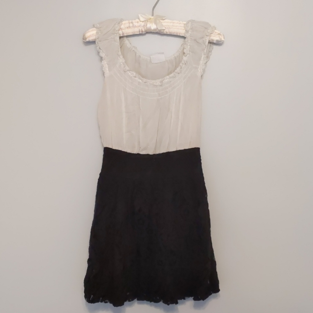 ☀️ Free People White & Black Mini Dress